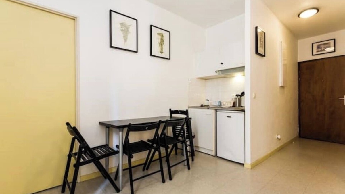 Secteur 2 Apartment | Small, cozy apartment