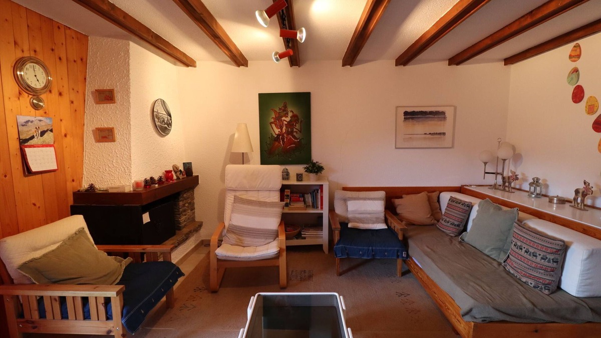 St. Luc Apartment | Small, cute and cozy apartment on the ground floor of a building located approx. 100m from the shutt