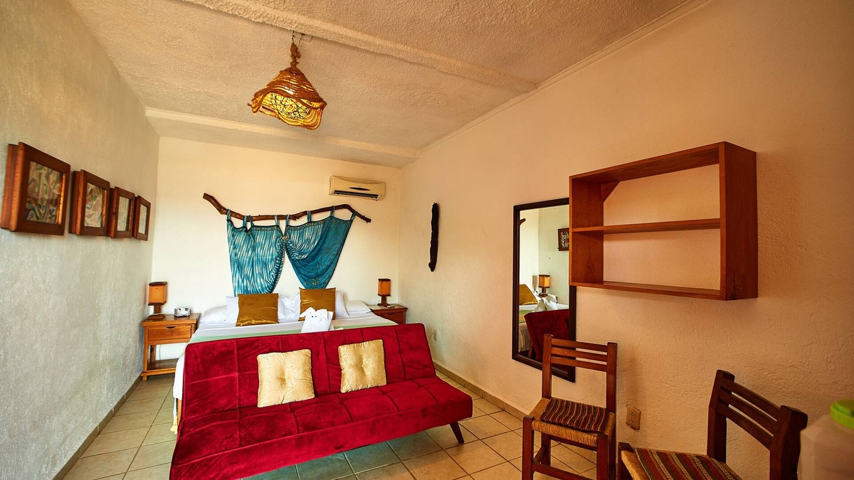 Acapulco Bed & Breakfast | Small luxury hotel, Hideaway near Acapulco on the beach