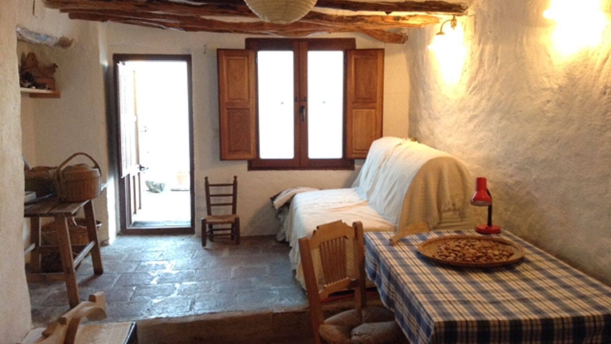 Polopos Apartment | Small mountain village house with character. Sea views . Polopos, Granada.
