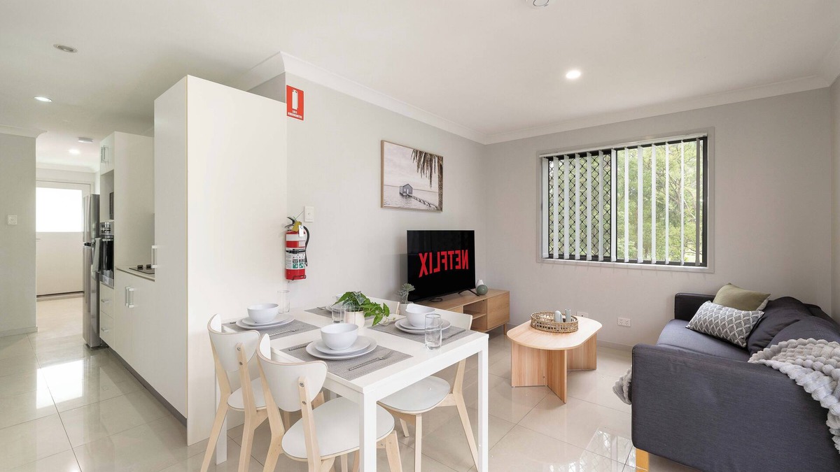 Rocklea Apartment | Smart Suites Self Check-in Apartments - 73 Bale