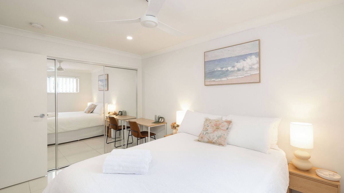 Rocklea Apartment | Smart Suites Self Check-in Apartments - 16 Freney