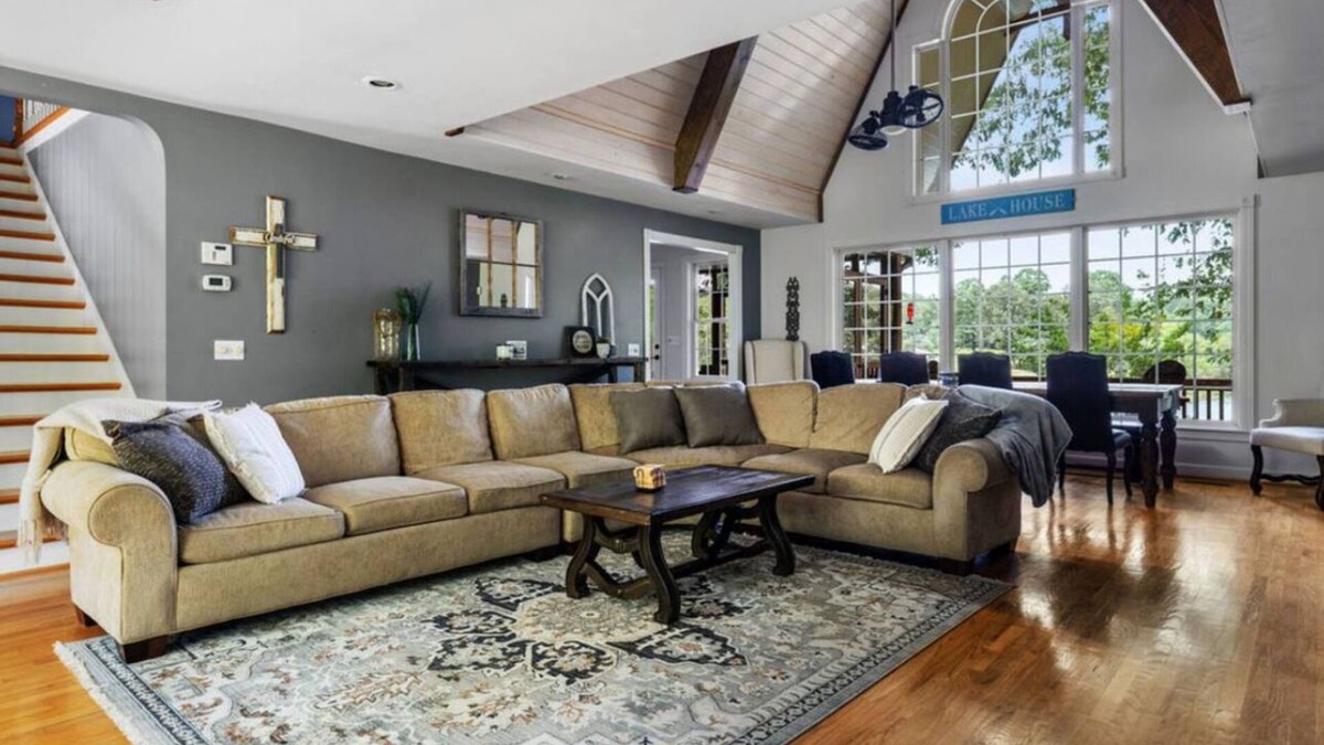 Jasper House | Smith Lake Serenity