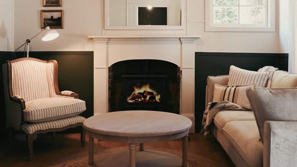 Wandiligong Cottage | Smithy Lane - One of Wandiligong's most cherished historic treasures.