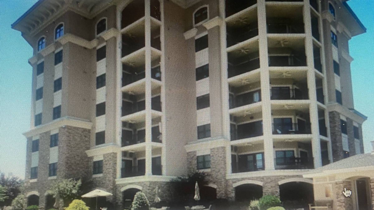 Westlake Corner Condo | SML- Moneta, Va 3 bd condo @ Bridgewater Pointe Plaza