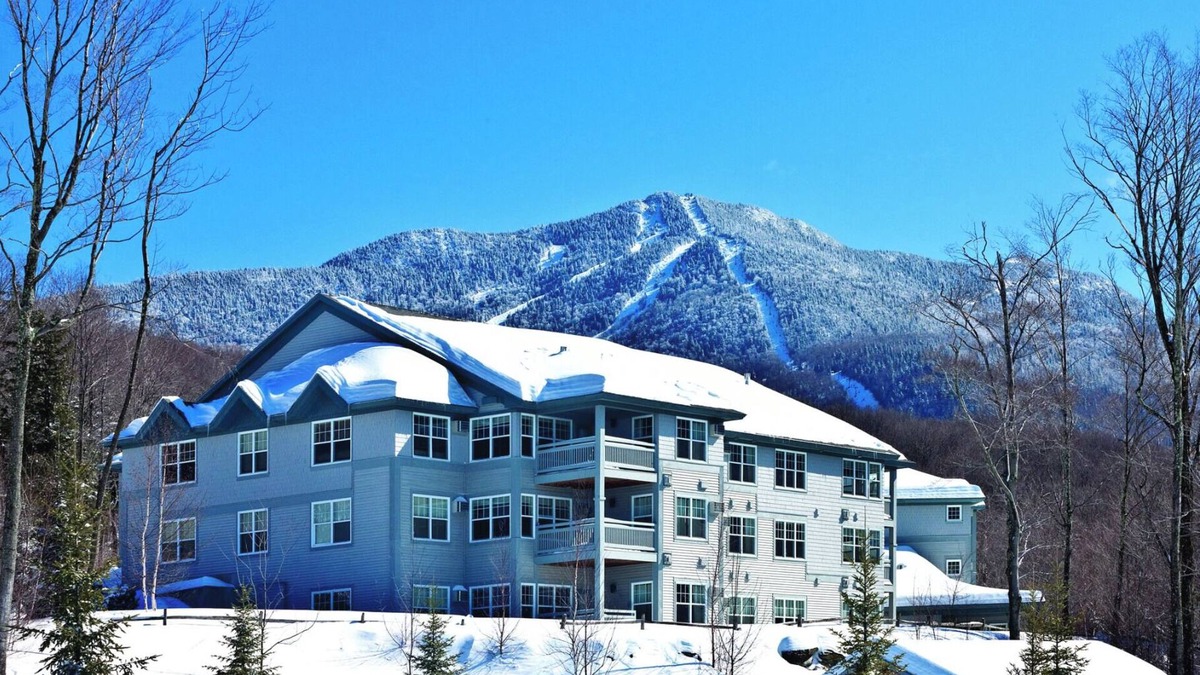 Jeffersonville Condo | Smuggler's Notch Resort in Vermont 1br suite, Sunday check-in
