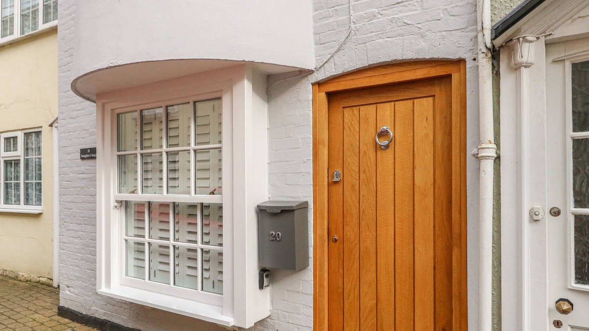 Weymouth Cottage | SMUGGLERS COTTAGE, character holiday cottage in Weymouth