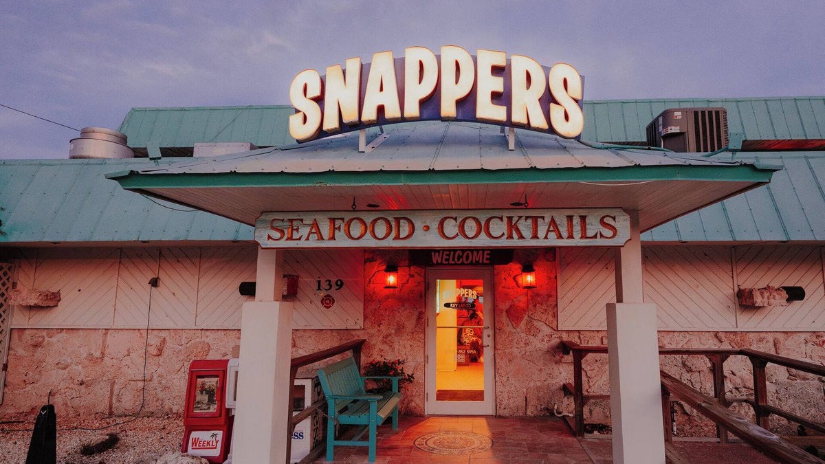 Key Largo Hotel | Snappers - King Room w/Ocean View Wifi