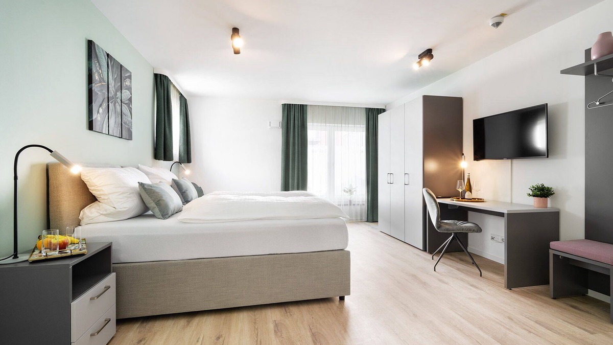 Furstenfeldbruck District Resort | Snooze Apartments Alling