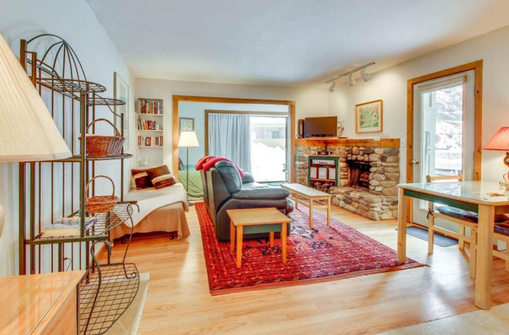 Warm Springs Hotel | Snow Run Studio