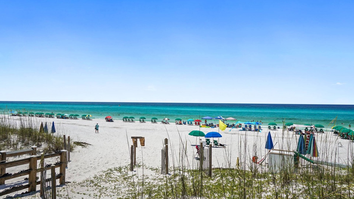 Avalon Beach Estates House | Snowbirds welcome, 10% discount for 7 days stay