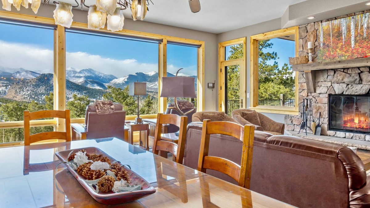Windcliff Estates Condo | Snowdrift Lodge Vacation Home at Windcliff