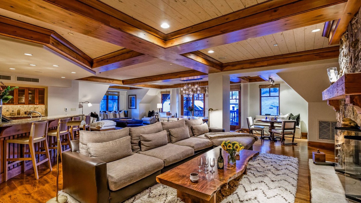 Avon Ski Chalet | Snowflake Penthouse by Cuvee | Mountain&Slope view