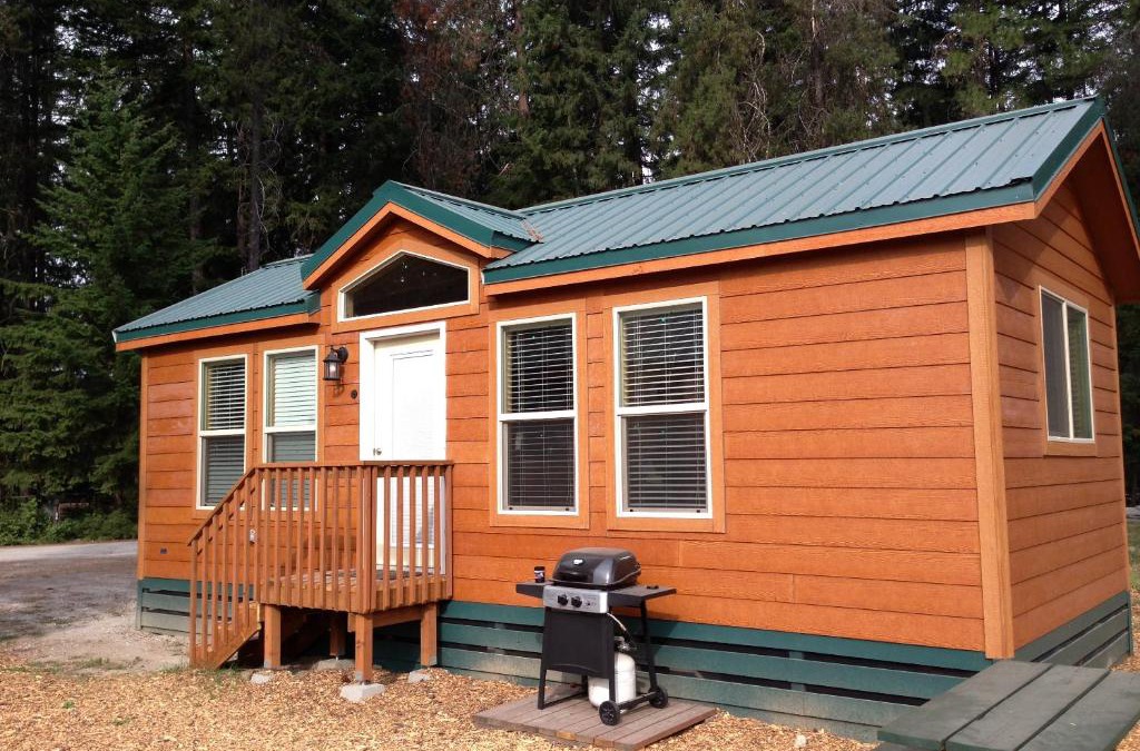 Emigrant Gap Resort | Snowflower Camping Resort Cottage 7
