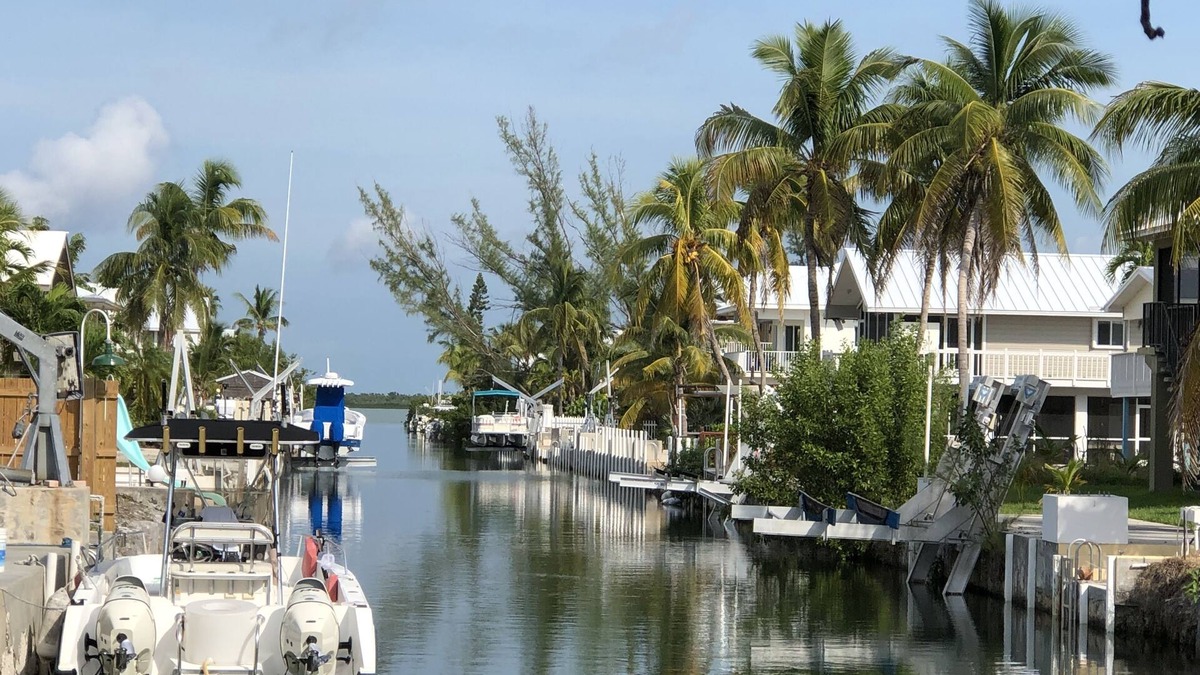 Ramrod Key House | Snowscape is Clean & Tropical Custom Built Home SuperHost