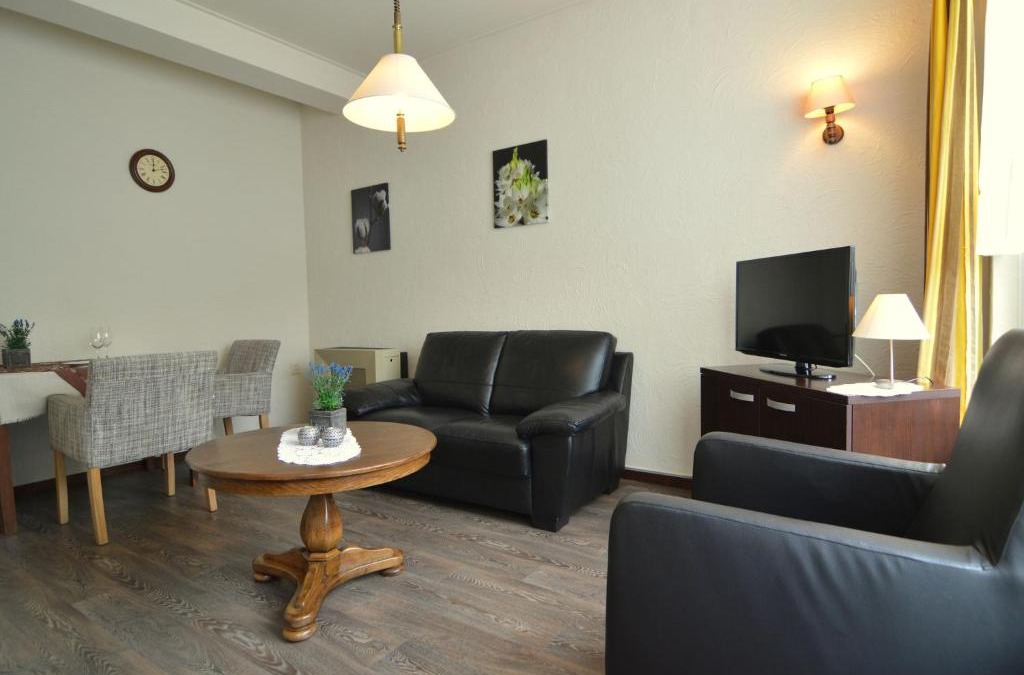 Strucht Apartment | Snug Apartment in Schin op Geul near Public Pool