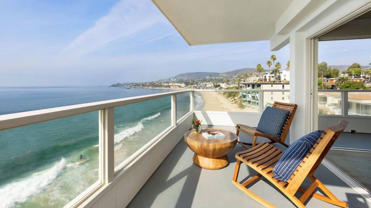 Laguna Beach Hotel | Soak Up Sun with Beach Loungers, Outdoor Pools & Walks to Laguna Art Museum