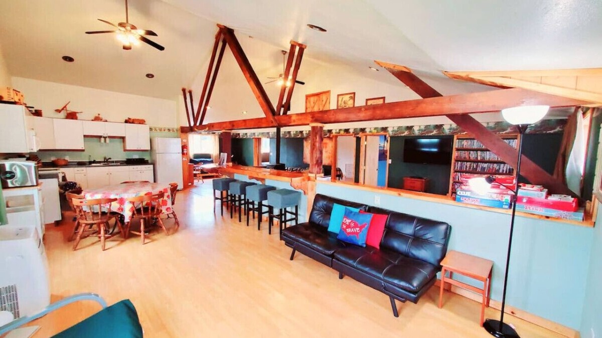 Forks Apartment | Soaring Heights Loft, Home Away From Home