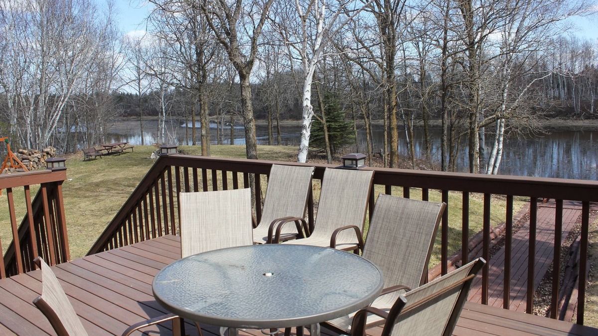 Baudette House | Social Distancing Haven! Lake of the Woods Getaway