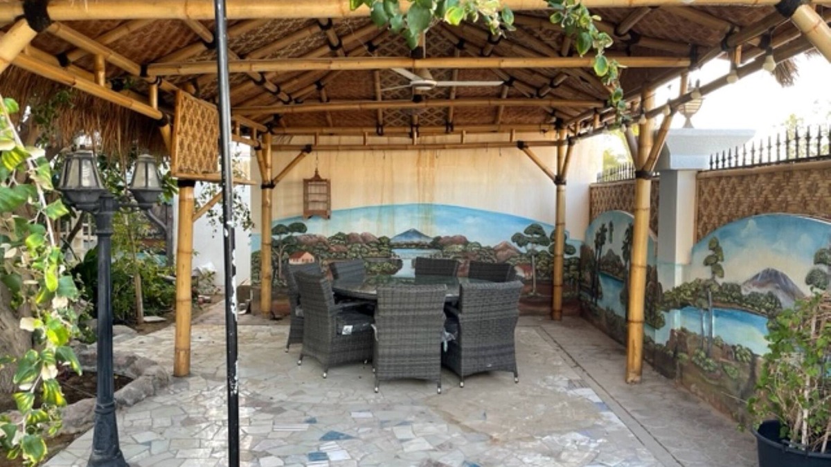 Abu Dhabi House | SOCIALIZED, ROMANTIC, 20 MINUTES TO ABU DHABI INT AIR PORT, 3MIN TO GROCERY/REST