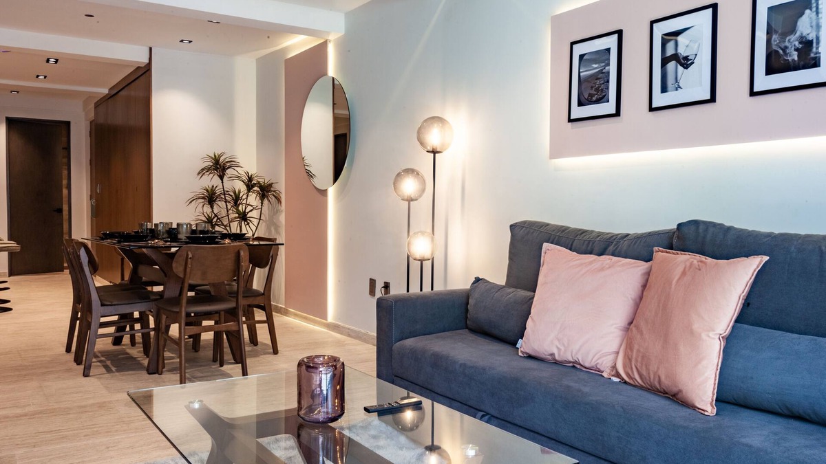 Colonia Roma Apartment | Soho Sunlight Serenity: Dive into the Essence of Today's Elegance