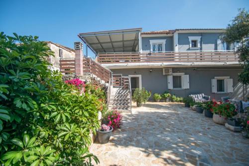 Kampion Apartment | SOHORO Forest Hill Apartment by "elite"