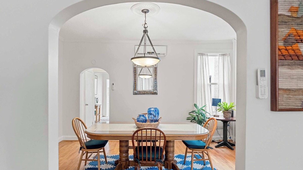 Eckington House | Sojourn Classic DC Rowhouse with Parking