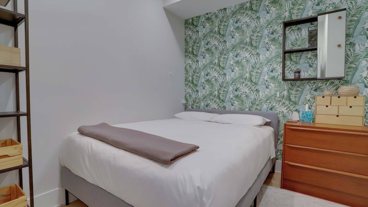 Shaw Apartment | Sojourn Condo in NW DC, 2 blocks to Shaw Metro