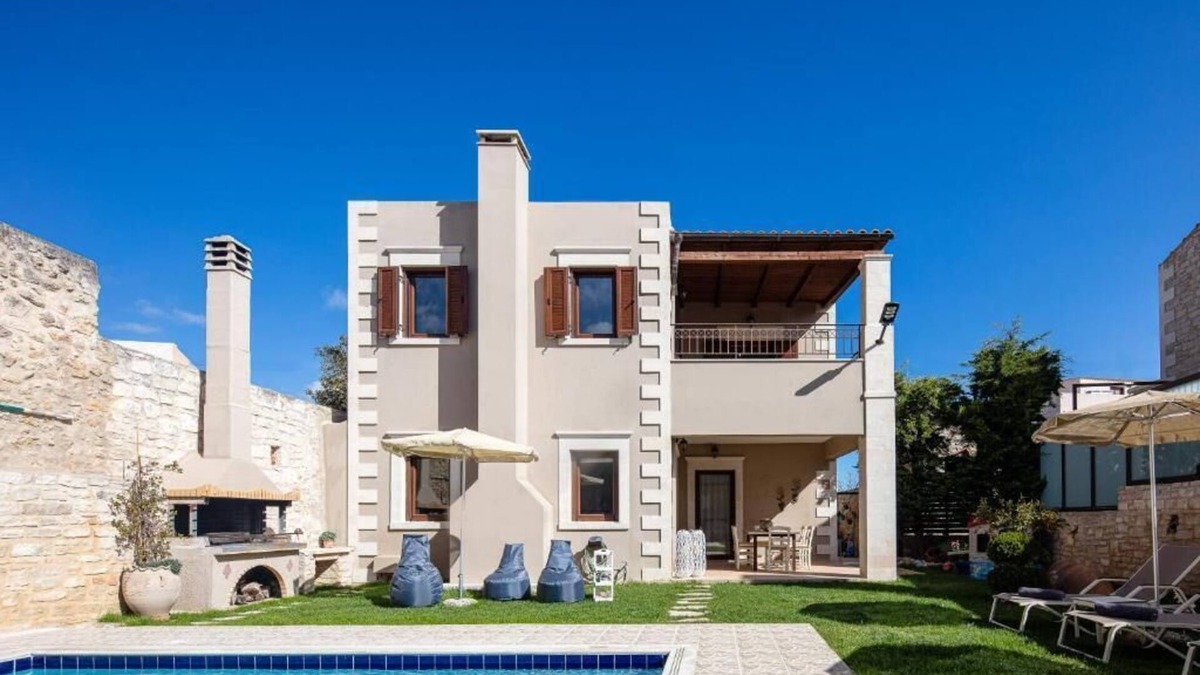 Chromonastiri Villa | "Sokaki" villa, charming rustic 4 bedroom villa .