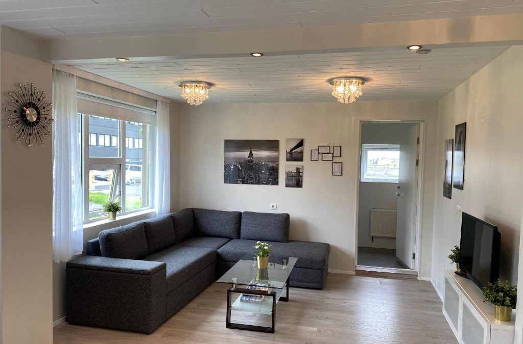 Innri-Njarthvik Apartment | Sol apartment