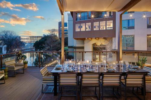 Downtown San Antonio Hotel | Sol Cypress, San Antonio, a Tribute Portfolio Hotel