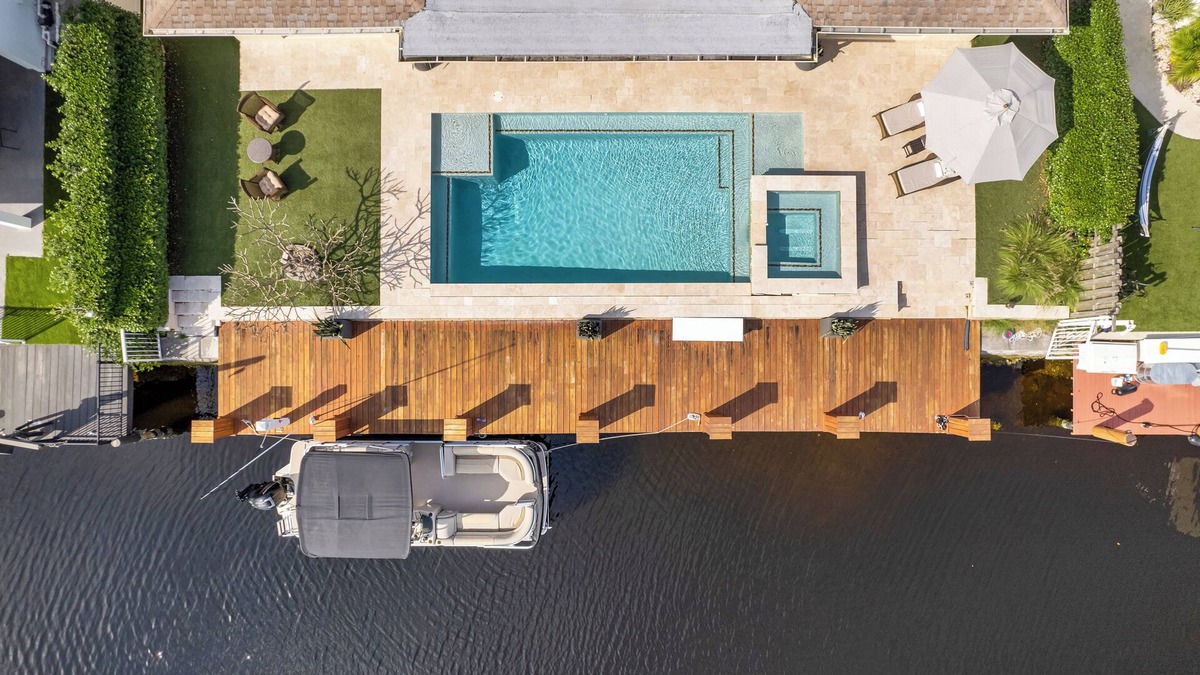Pompano Isles House | SOL HAUS Waterfront + Heated Saltwater Pool/Spa