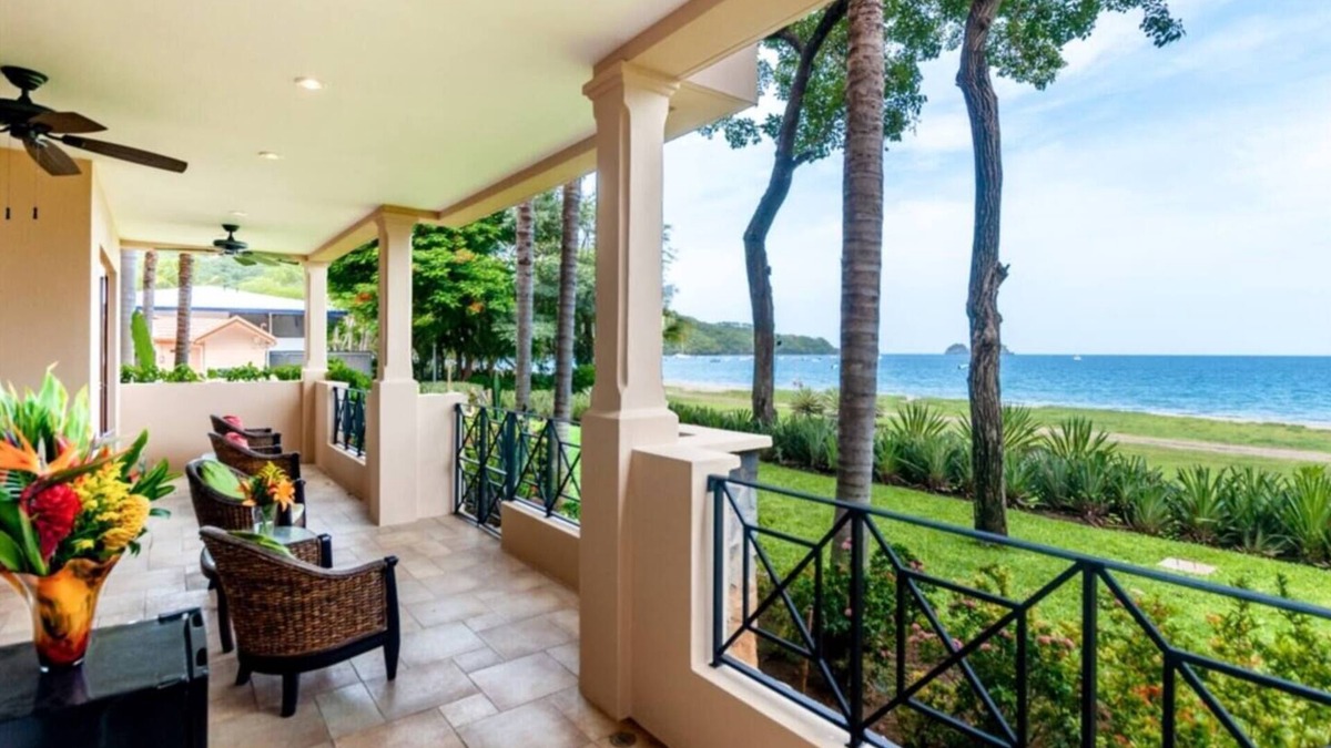 Playa Hermosa Condo | Sol y Mar 1C | Beachfront Bottom Floor Condo