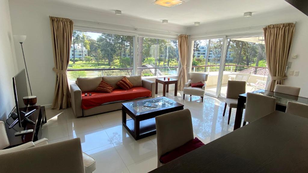Solanas Apartment | Solanas Green Park Apartamento Penthouse 2 Pisos, Vista al lago en Esquina