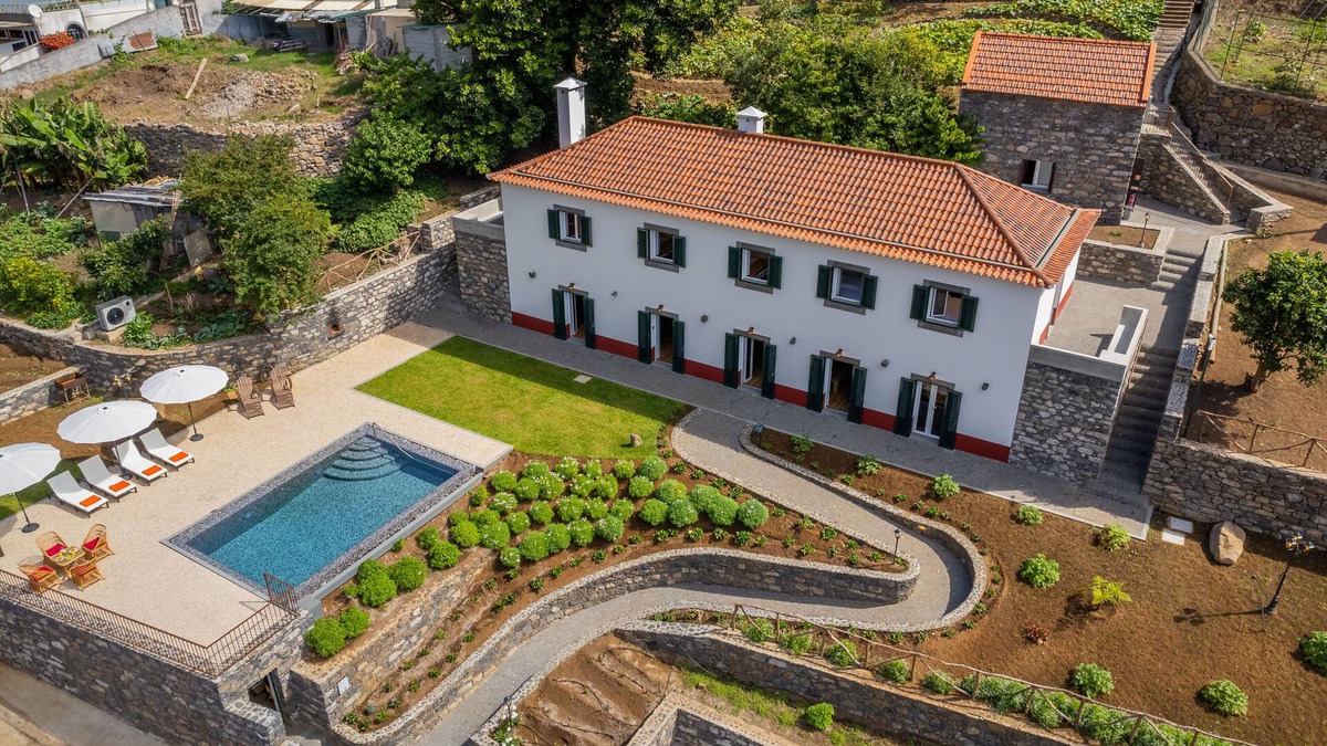 Ribeira Brava Apartment | Solar dos Reis, studio for holidays with breakfast
