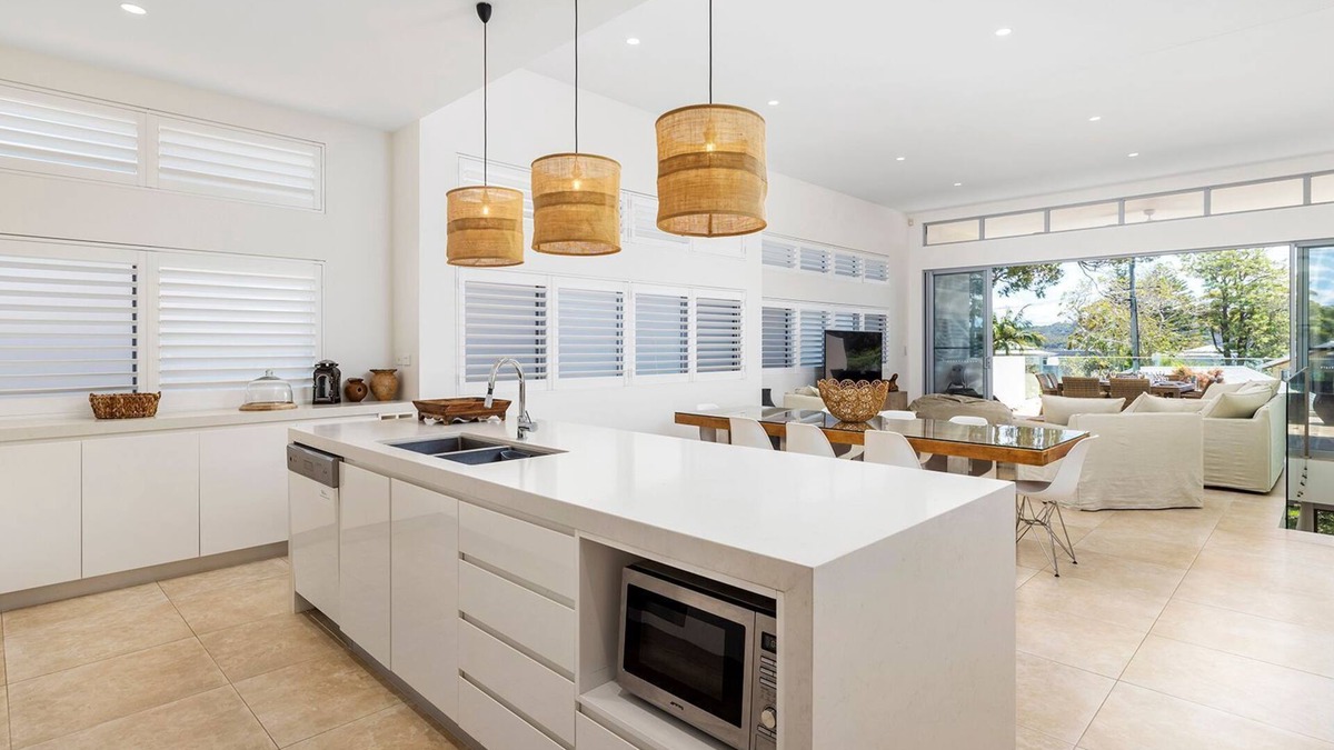 Soldiers Point House | Soldiers Point Style and Sophistication - Luxury Home close to Bannisters