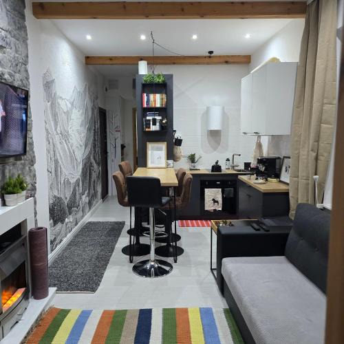 Krynica-Zdroj Apartment | SOLE5 Apartament ścisłe centrum 2 sypialnie pralko-suszarka parking w cenie