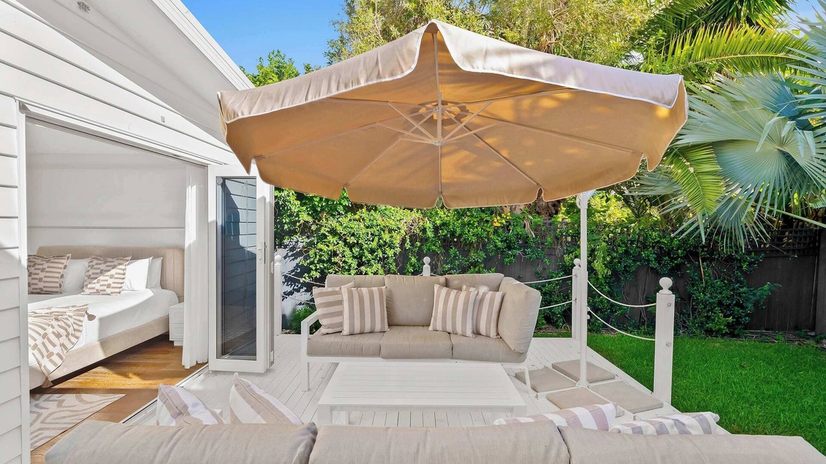 Mermaid Beach House | Soleil By Khove Summa