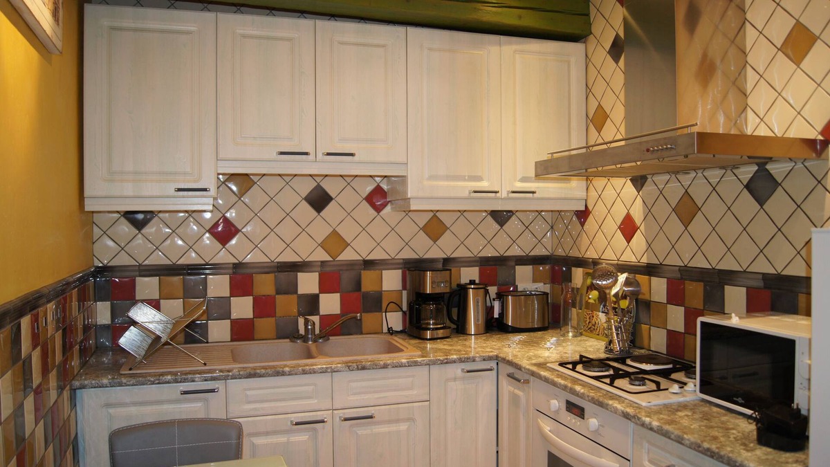 Le Boulou Apartment | Soleil et Cure Apartment in town house located on the 1st floor