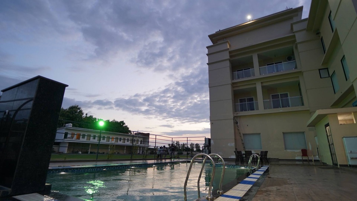Gonda Resort | Solitaire Resort