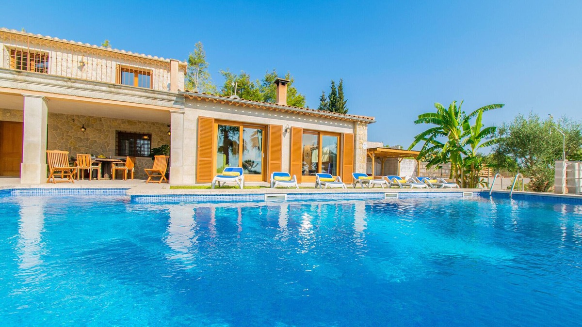 Inca Cottage | SOLLERICH Finca for 6 with pool in Inca