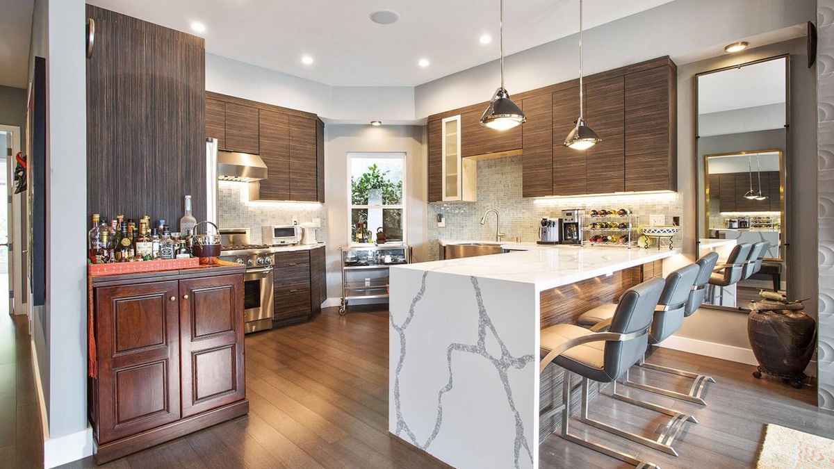 South of Market Condo | SOMA Condo 2Br/2Ba-Free Parking-Easy Walk to BART
