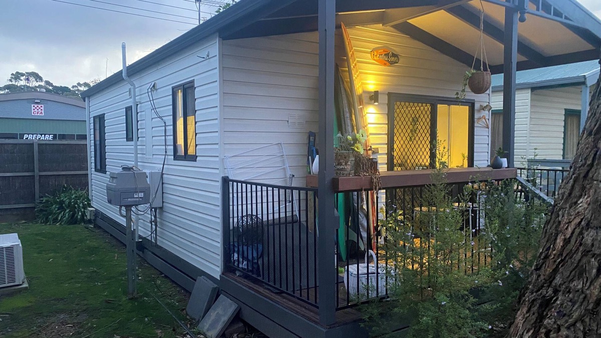 Mornington Peninsula Cabin | Somers Beach Cabin. New Year’s Availability