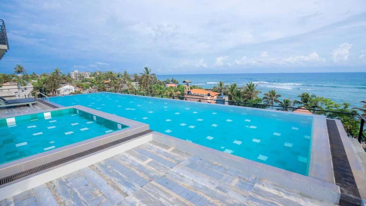 Mirissa Hotel | somerset mirissa blue