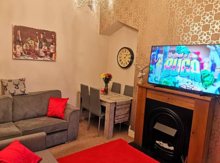 Sunderland Apartment | Sommerset Cottages - 2 BR House
