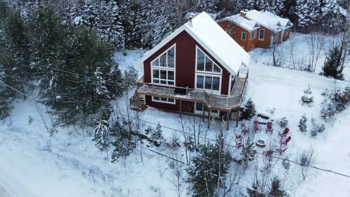 Saint Come Ski Chalet | Sommet | spa | dogfriendly | ski in ski out