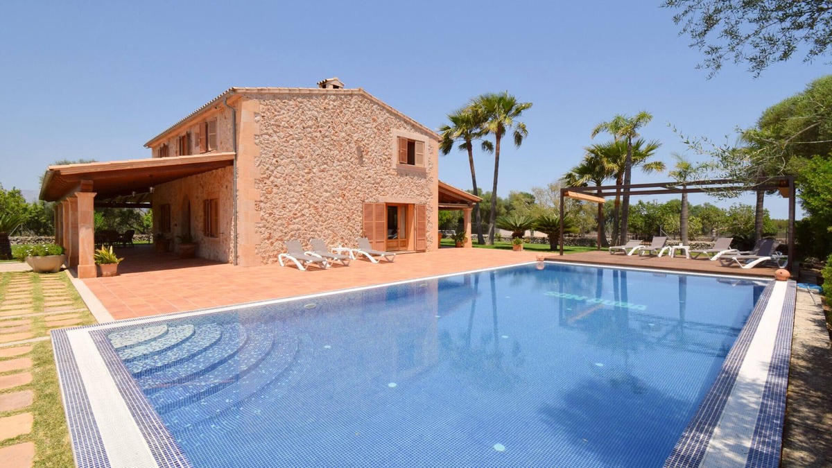 Muro Villa | Son Auba Gran 043 fantastic villa in the nature, private pool, barbecue and WiFi