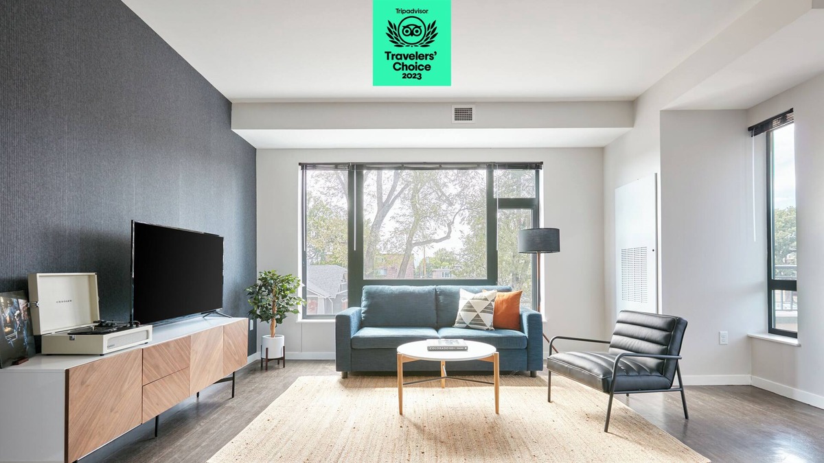 University Park Apartment | Sonder at University Park | Two-Bedroom Apartment w/ Balcony