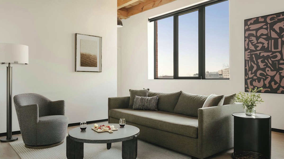 Near West Side Apartment | Sonder by Marriott Bonvoy Market Hall Apartments West Loop