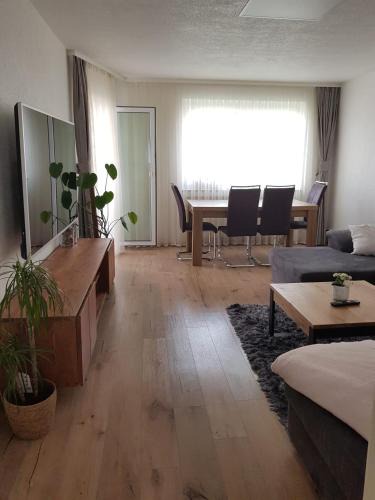 Rechberghausen Apartment | Sonnige 3 Zimmer Ferienwohnung Sun Mountain